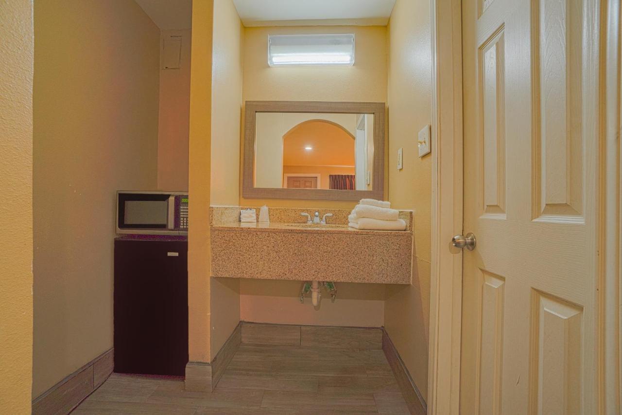 Days Inn By Wyndham Aransas Pass Eksteriør bilde